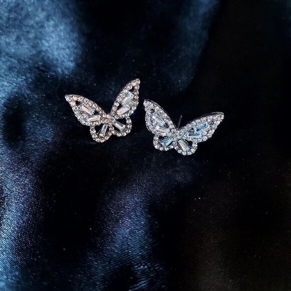 SILVER BUTTERFLY CUBIC ZIRCONIA STUD EARRINGS - Picture 5 of 5